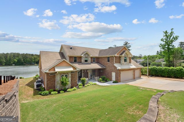 122 Bell Road, Jackson, GA 30233