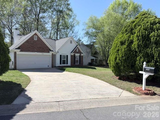 8523 Boxford Court, Charlotte, NC 28215