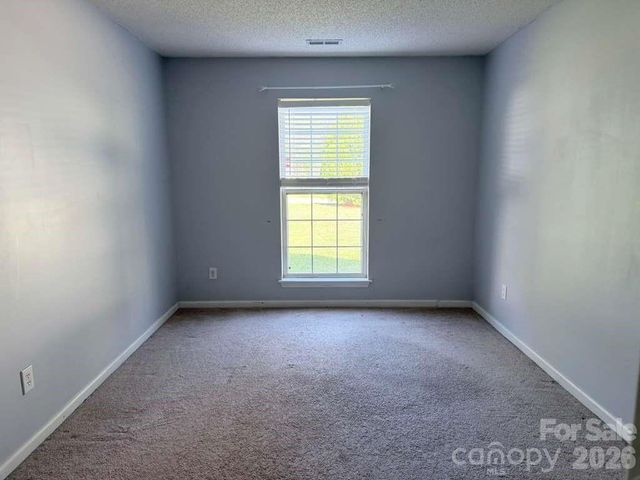 8523 Boxford Court, Charlotte, NC 28215