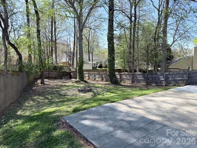 8523 Boxford Court, Charlotte, NC 28215