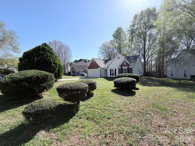 8523 Boxford Court, Charlotte, NC 28215