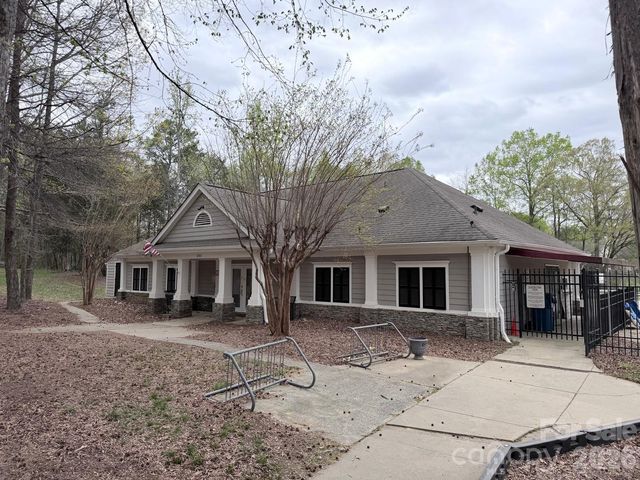 8523 Boxford Court, Charlotte, NC 28215