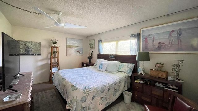 4 Abbey Lane 103, Delray Beach, FL 33446