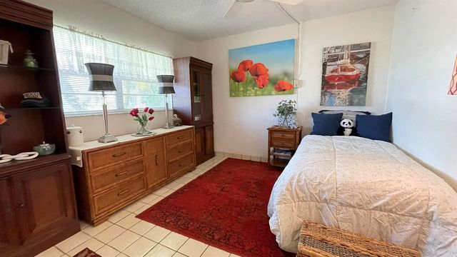 4 Abbey Lane 103, Delray Beach, FL 33446