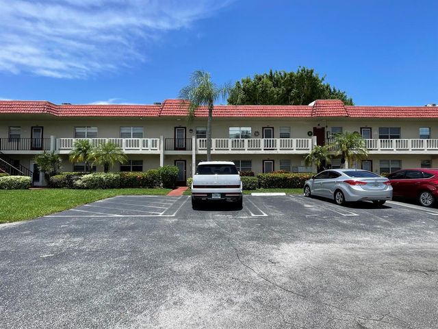 4 Abbey Lane 103, Delray Beach, FL 33446
