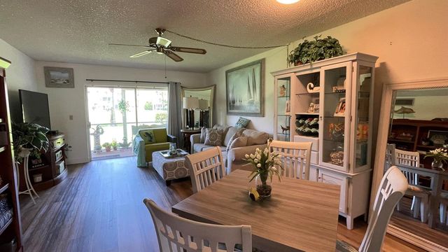 4 Abbey Lane 103, Delray Beach, FL 33446