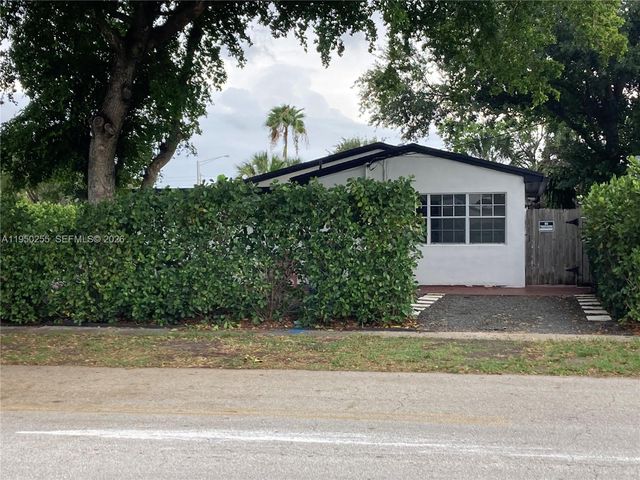 5720 Sheridan St 1, Hollywood, FL 33021