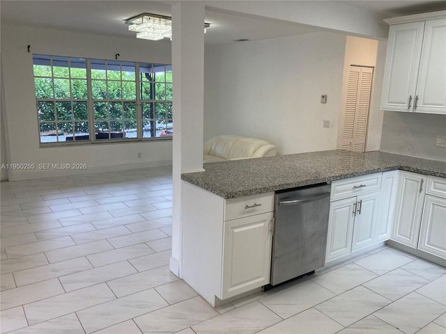 5720 Sheridan St 1, Hollywood, FL 33021