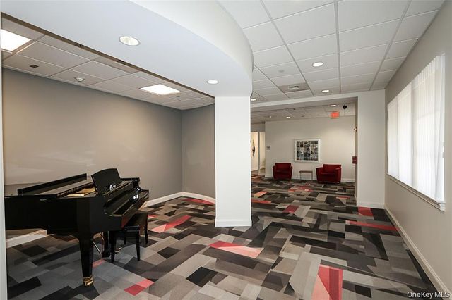 100 Harbor View Drive 251, Port Washington, NY 11050
