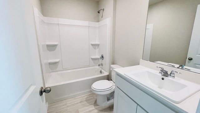 4232 TRICKLING CREEK Lane, Fort Worth, TX 76036