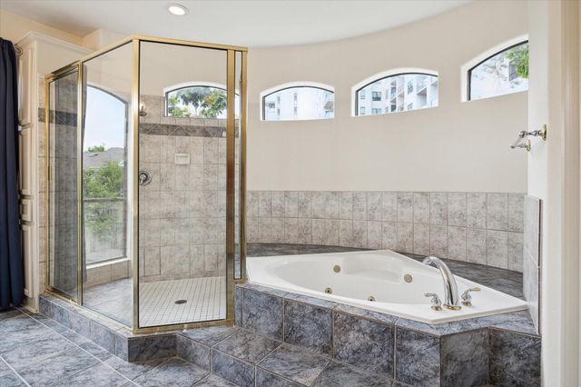 6201 Taggart A, Houston, TX 77007