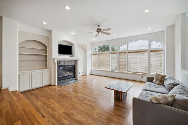 6201 Taggart A, Houston, TX 77007