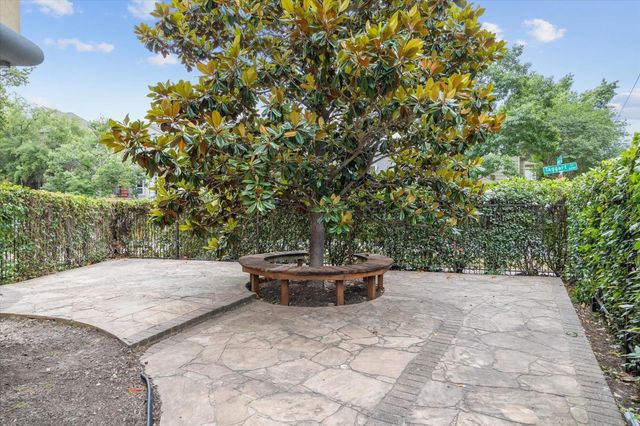 6201 Taggart A, Houston, TX 77007