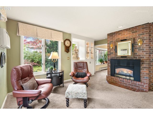 17359 WREN Ct, Lake Oswego, OR 97034