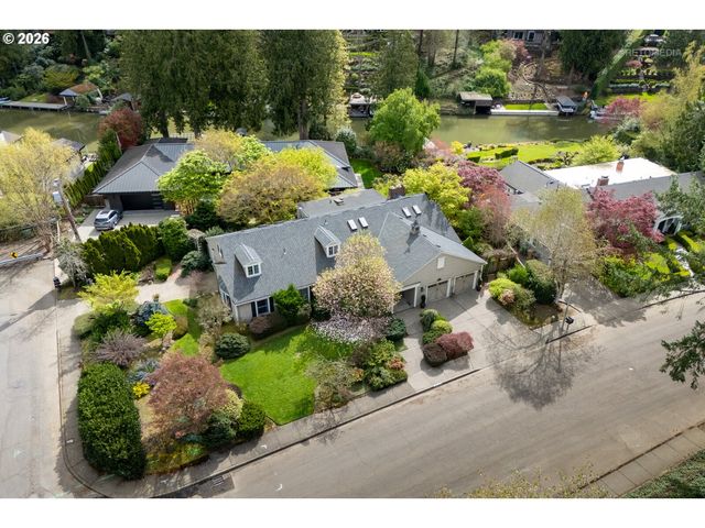 17359 WREN Ct, Lake Oswego, OR 97034