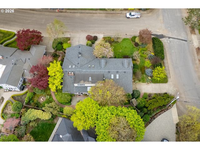 17359 WREN Ct, Lake Oswego, OR 97034