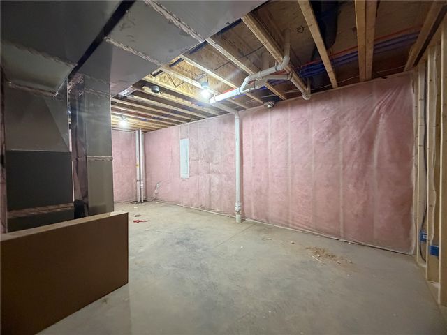 1220 Berkshire Lane, North Liberty, IA 52317