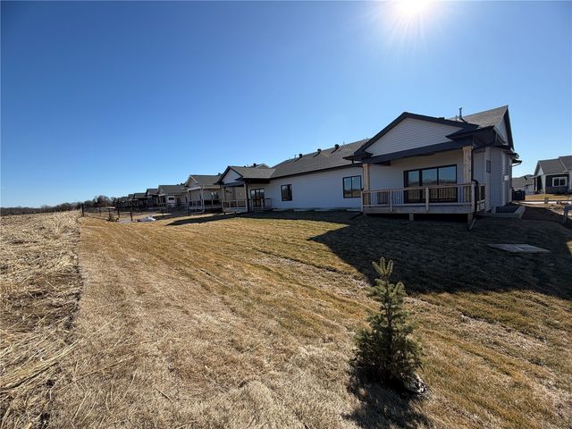 1220 Berkshire Lane, North Liberty, IA 52317