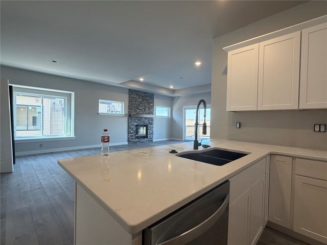 1220 Berkshire Lane, North Liberty, IA 52317