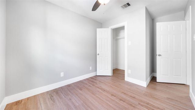 4111 Avenue Q, Galveston, TX 77550