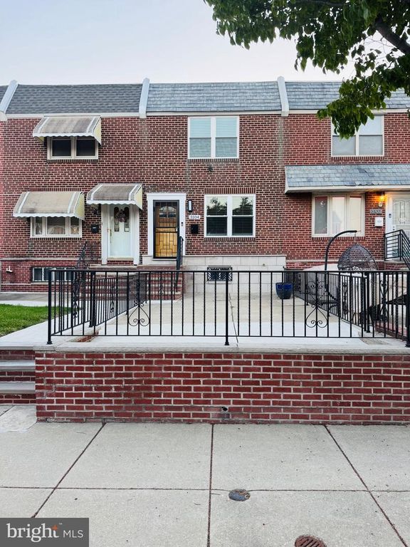 3104 S JUNIPER ST, Philadelphia, PA 19148