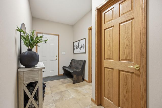 7209 Maple Lane, Horace, ND 58047