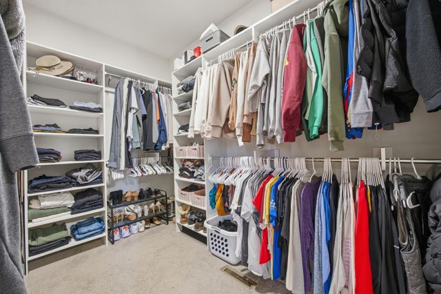 7209 Maple Lane, Horace, ND 58047