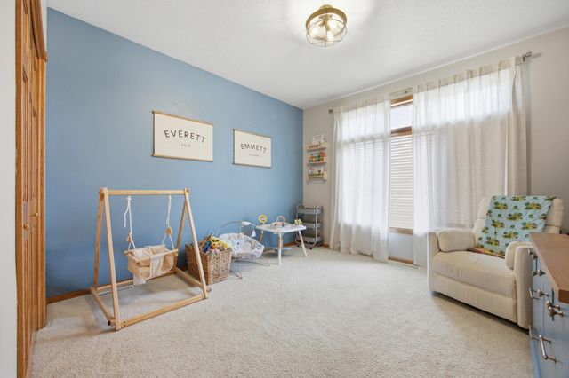 7209 Maple Lane, Horace, ND 58047