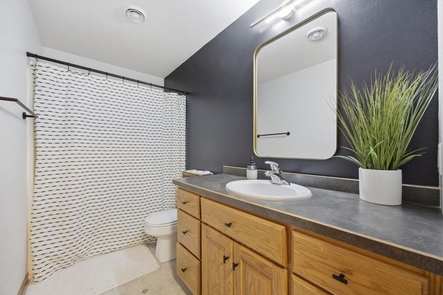 7209 Maple Lane, Horace, ND 58047