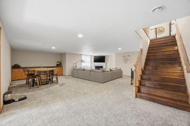 7209 Maple Lane, Horace, ND 58047