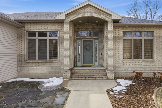 7209 Maple Lane, Horace, ND 58047