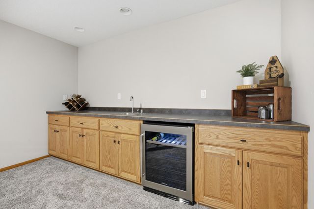 7209 Maple Lane, Horace, ND 58047