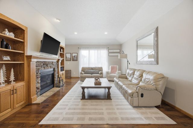 7209 Maple Lane, Horace, ND 58047