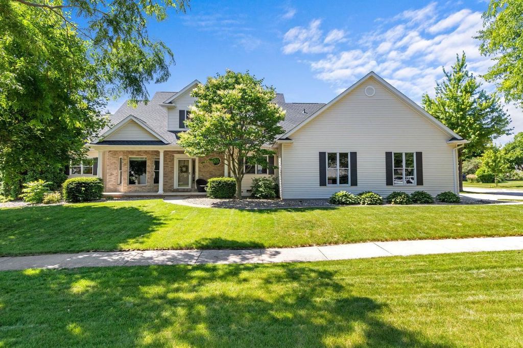 401 E SHEFFIELD LANE, Appleton, WI 54913