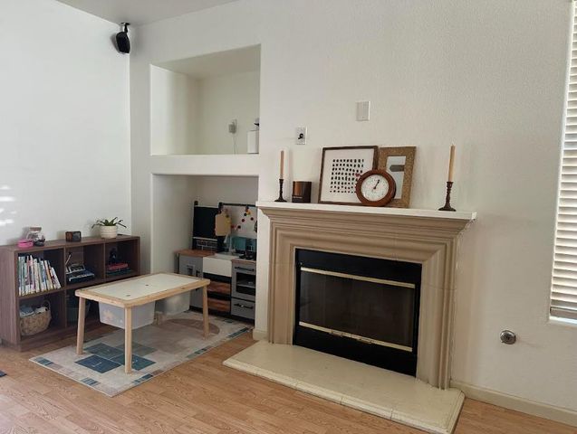 5718 E Burns Avenue, Fresno, CA 93727