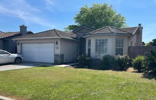 5718 E Burns Avenue, Fresno, CA 93727