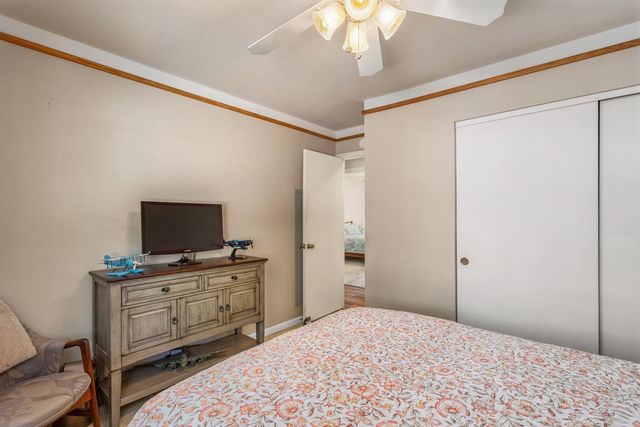 2886 Knollwood Dr, Cameron Park, CA 95682