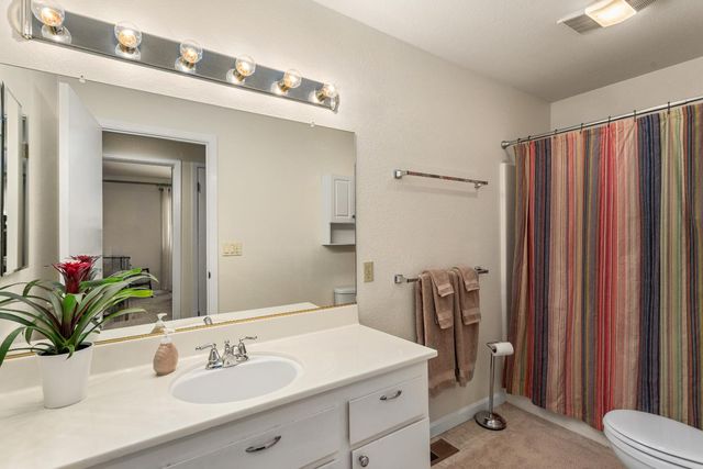 2886 Knollwood Dr, Cameron Park, CA 95682