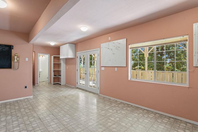 2886 Knollwood Dr, Cameron Park, CA 95682