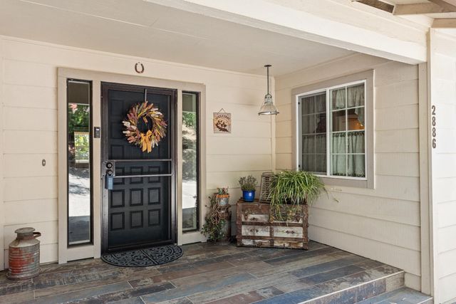 2886 Knollwood Dr, Cameron Park, CA 95682