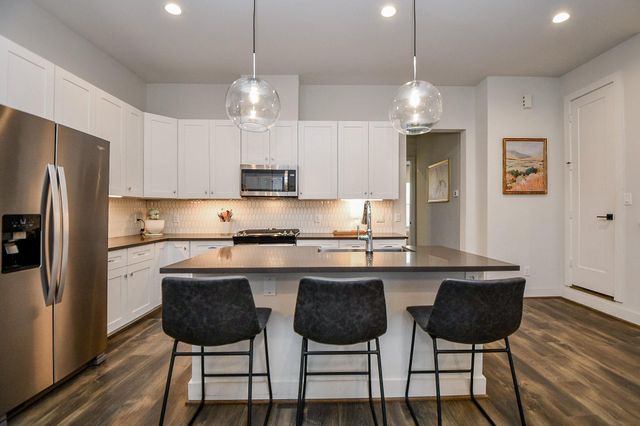 5710 White Magnolia Street, Houston, TX 77091