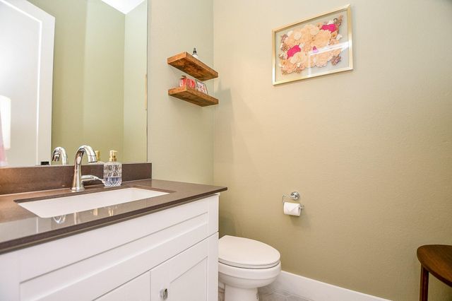 5710 White Magnolia Street, Houston, TX 77091