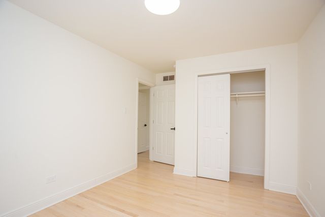 916 E 168th Street, South Holland, IL 60473