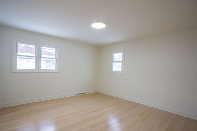 916 E 168th Street, South Holland, IL 60473