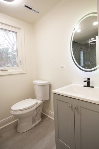 916 E 168th Street, South Holland, IL 60473