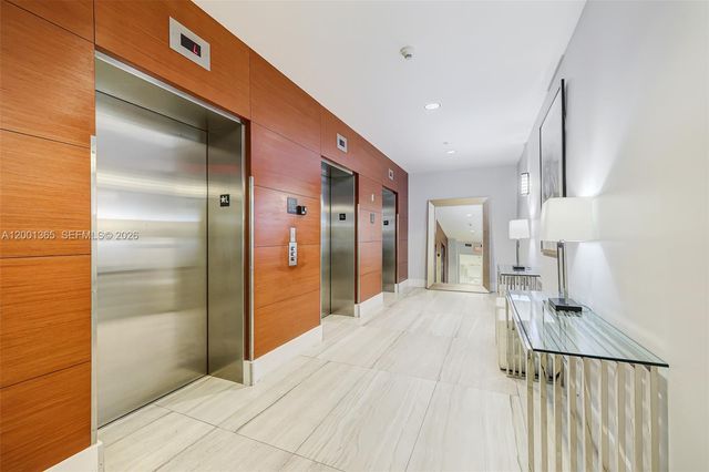 1861 NW S River Dr 2006, Miami, FL 33125