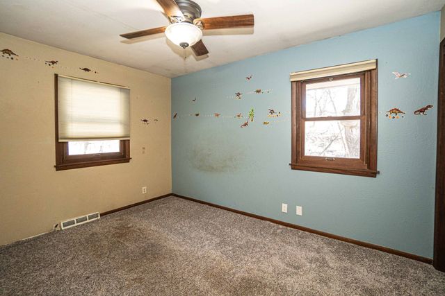 4650 NW Lovington Drive, Des Moines, IA 50310