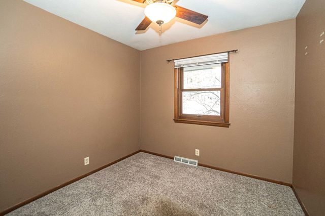 4650 NW Lovington Drive, Des Moines, IA 50310