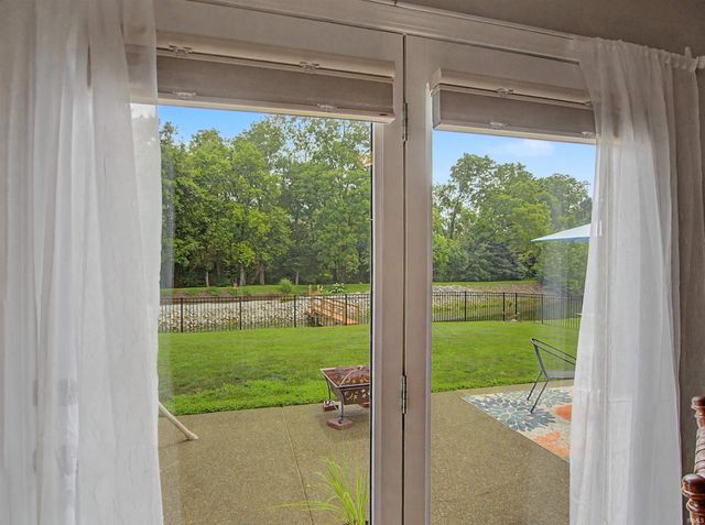 9239 Southport Drive, Evansville, IN 47711