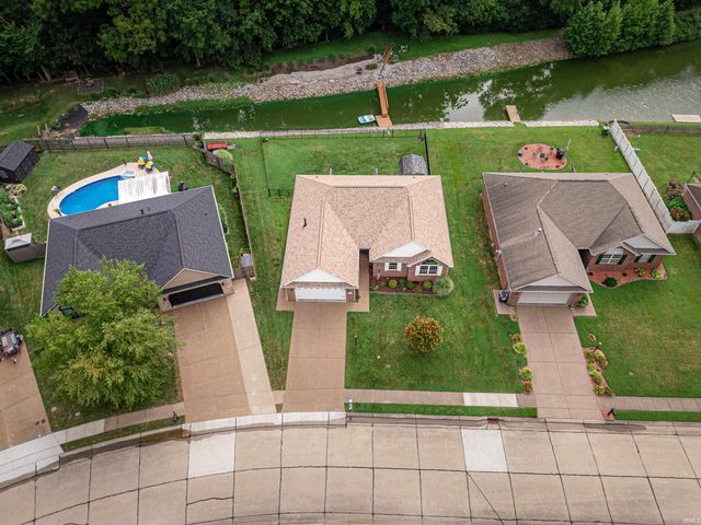 9239 Southport Drive, Evansville, IN 47711